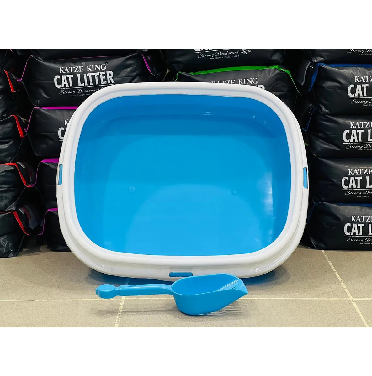 Litter Tray With Cover Scoop For Cat Kitten Indoor and Outdoor U Hungry Pets Pakistan s 1 Pets Portal Online Store