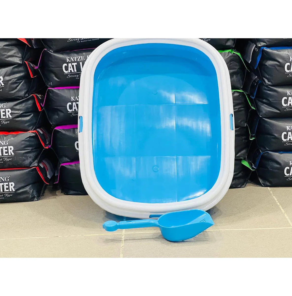 Litter Tray With Cover & Scoop For Cat & Kitten | Indoor and Outdoor Use